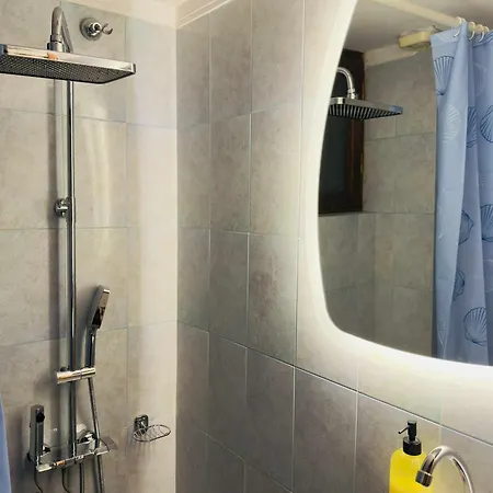 Arpa άνω πόλη πάτρας * Патра