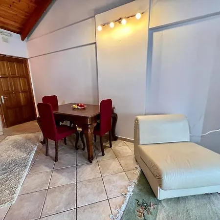 στούντιο κέντρου άνω πόλης πάτρας Apartment