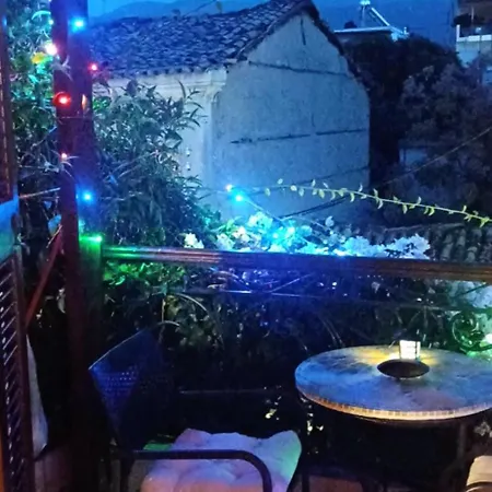 στούντιο κέντρου άνω πόλης πάτρας Apartment *