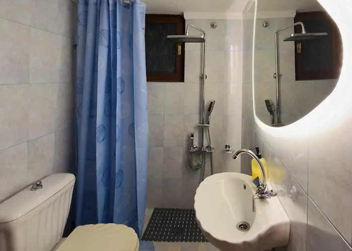 Arpa άνω πόλη πάτρας *